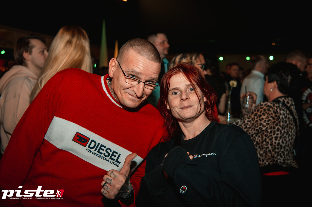 Goliaths UE30 Party Teil 2