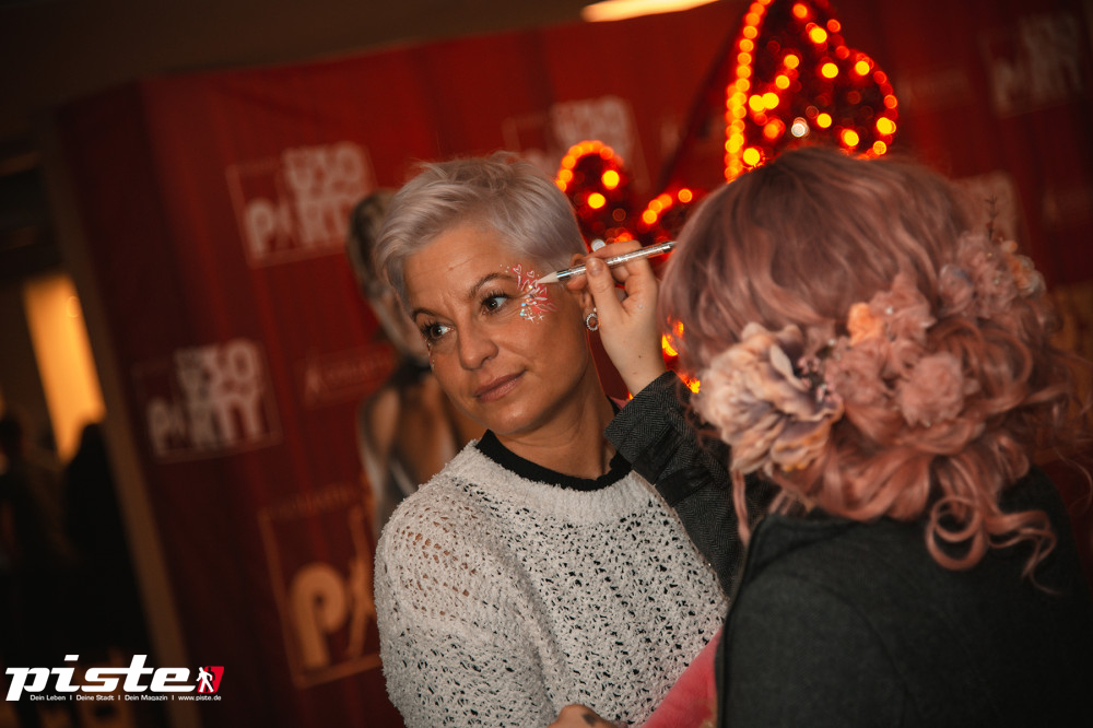 Goliaths UE30 Party Teil 2