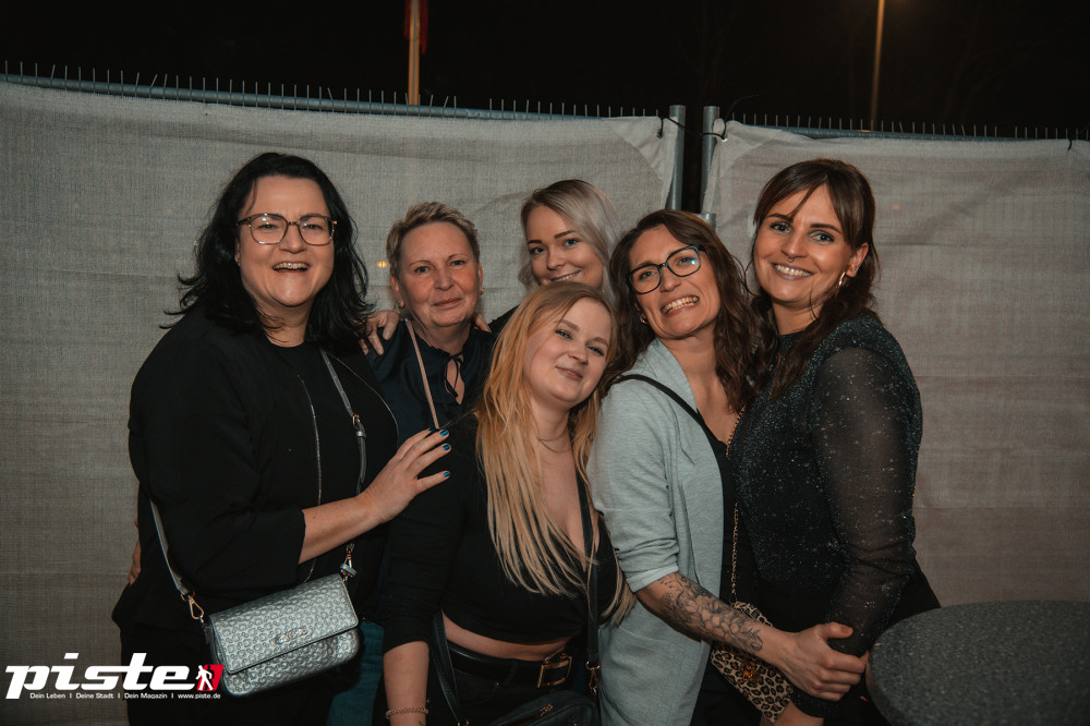 Goliaths UE30 Party Teil 2