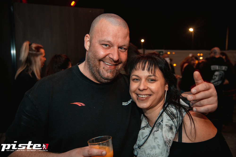 Goliaths UE30 Party Teil 2