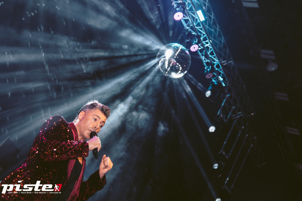 Goliaths UE30 Party Teil 2