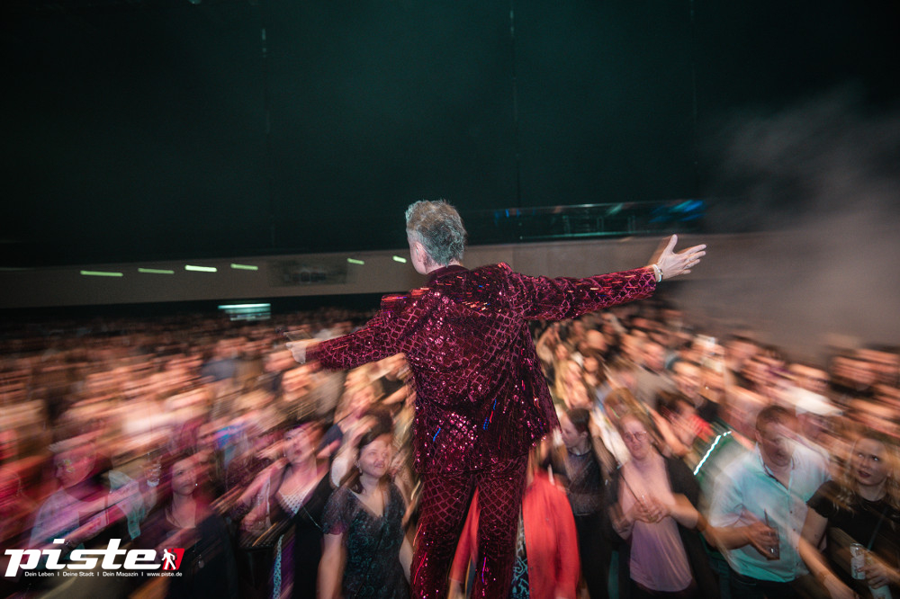 Goliaths UE30 Party Teil 2