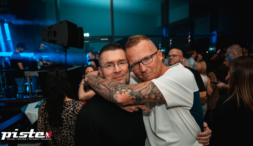 Goliaths UE30 Party Teil 2