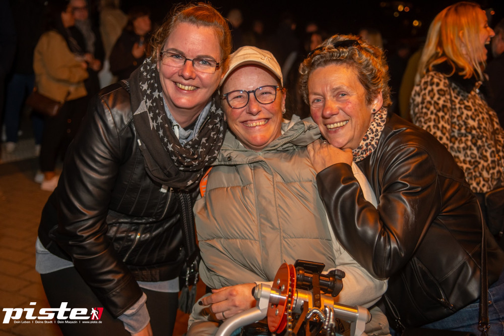 After Work Lounge: Tanz in den Mai