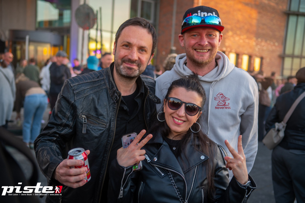 After Work Lounge: Tanz in den Mai