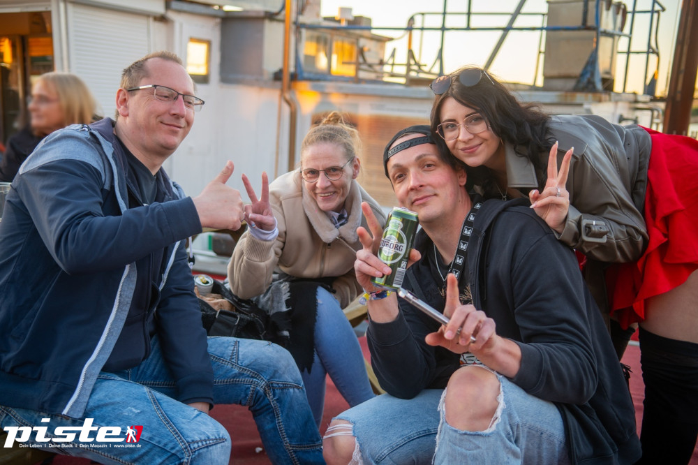 After Work Lounge: Tanz in den Mai