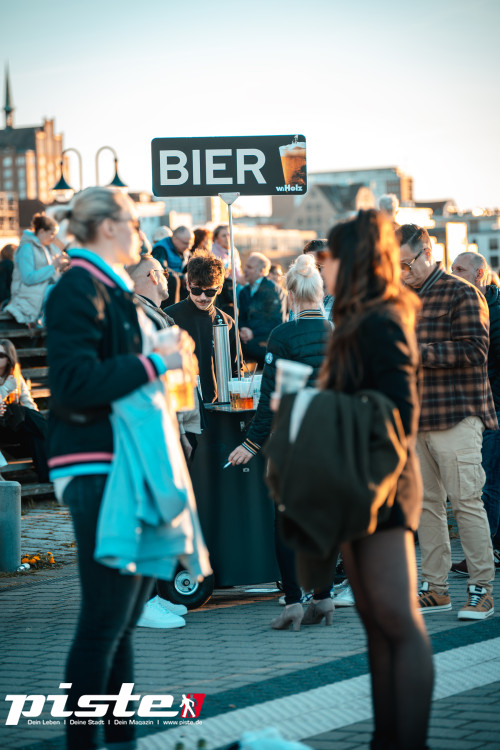 After Work Lounge: Tanz in den Mai Galerie 2