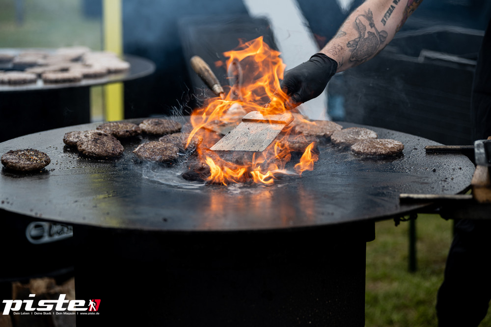 9. US Car Car BBQ