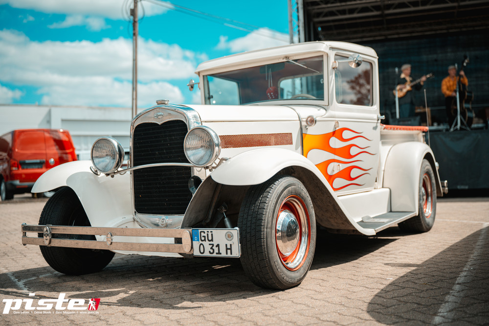 9. US Car Car BBQ