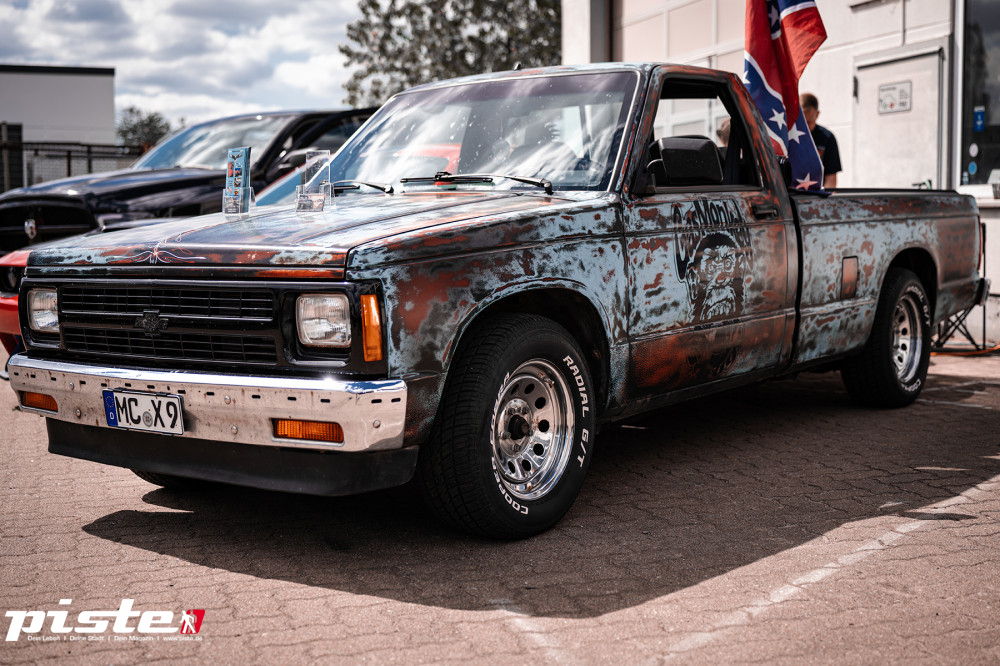 9. US Car Car BBQ