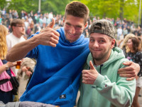 Und draußen tanzt der Bär