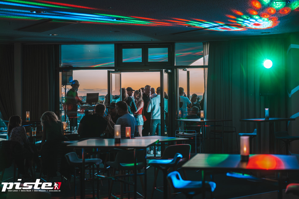 After Work Beats & Drinks