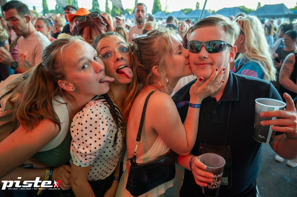 Mega 90er Open Air