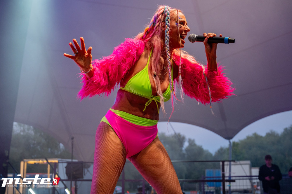 Mega 90er Open Air