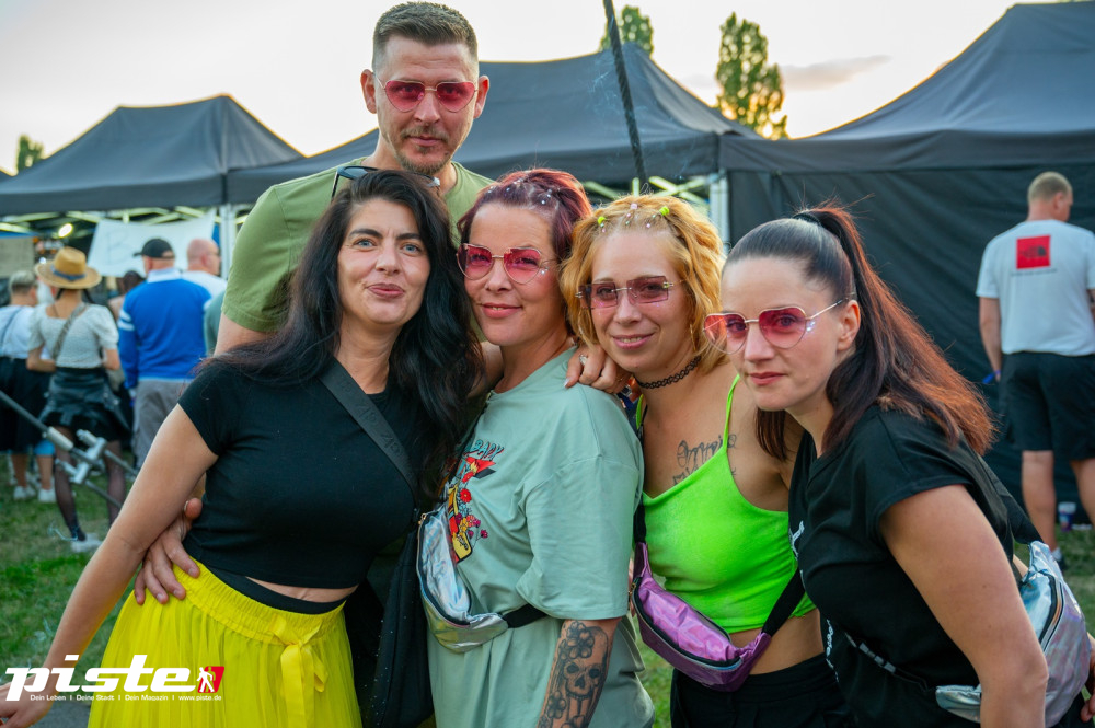 Mega 90er Open Air