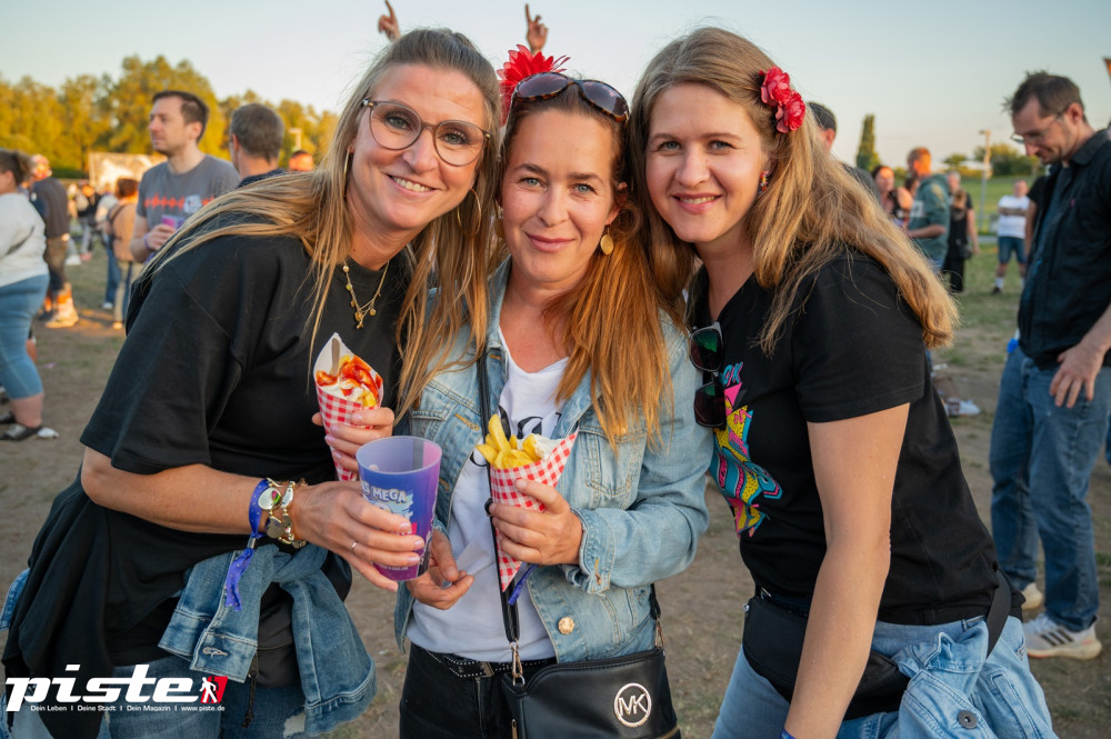 Mega 90er Open Air