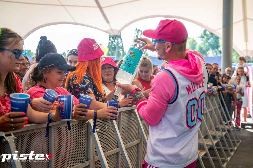 Mega 90er Open Air