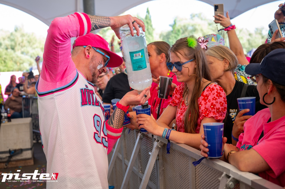 Mega 90er Open Air