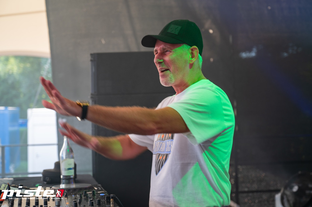Mega 90er Open Air