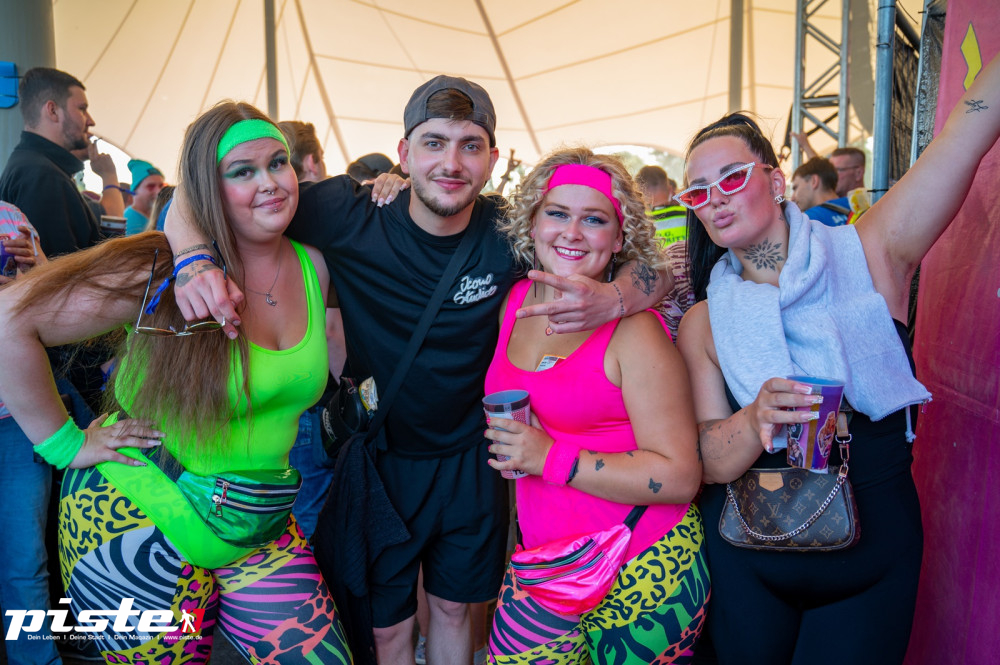 Mega 90er Open Air