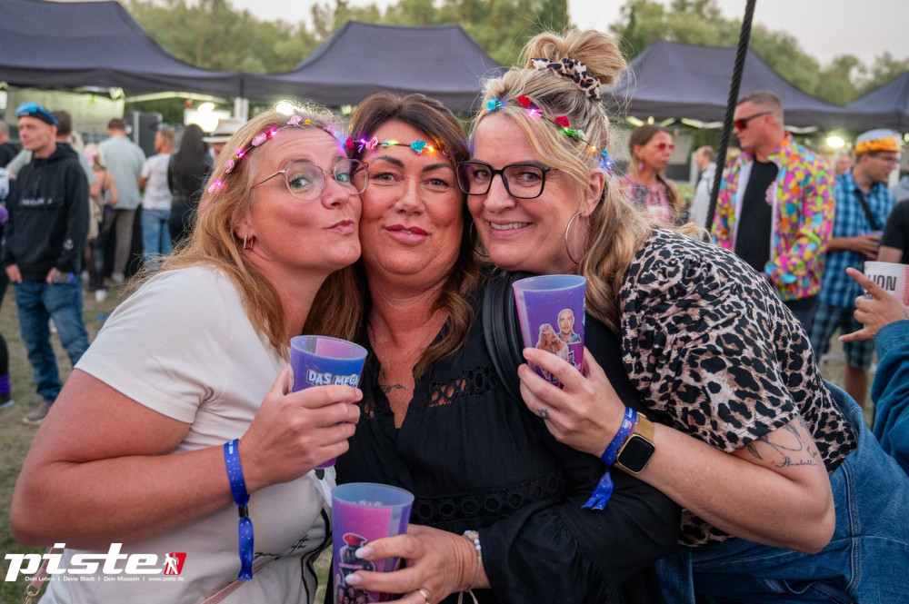 Mega 90er Open Air