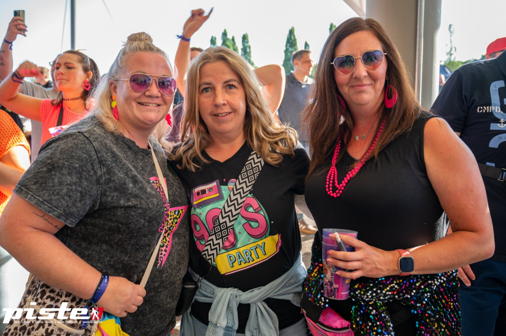Mega 90er Open Air