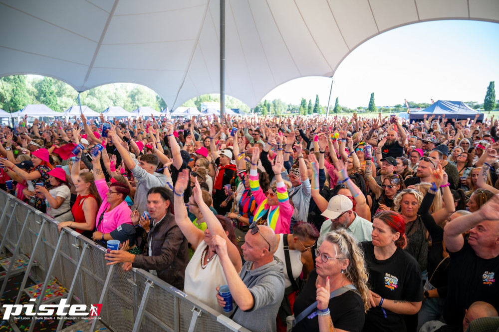 Mega 90er Open Air