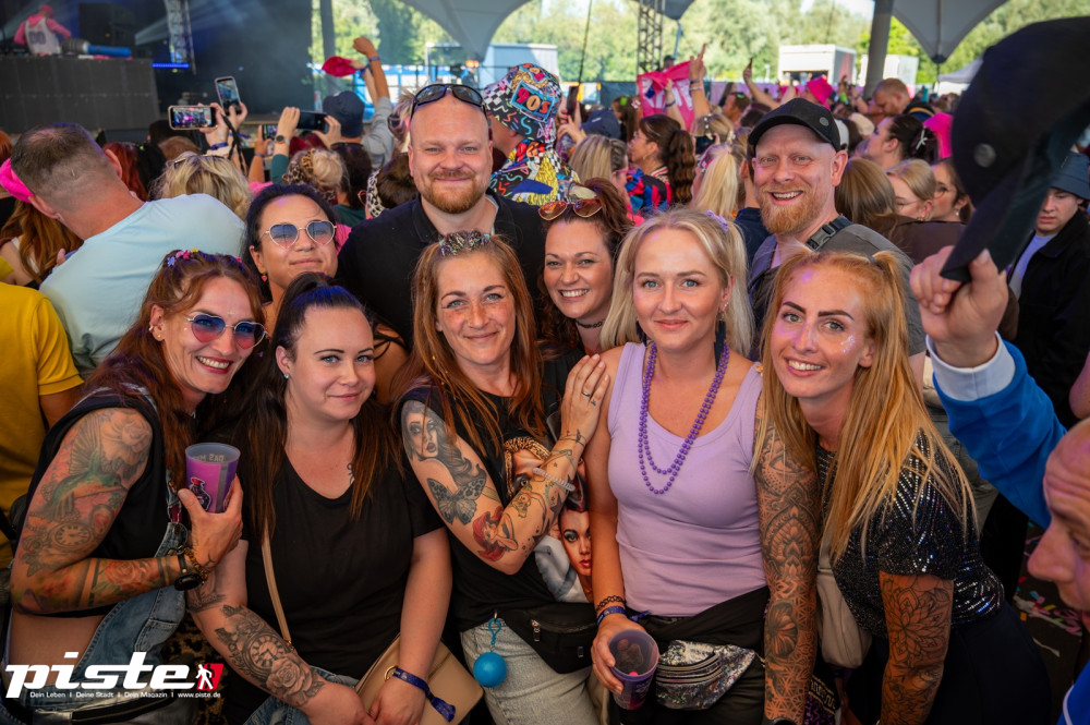 Mega 90er Open Air