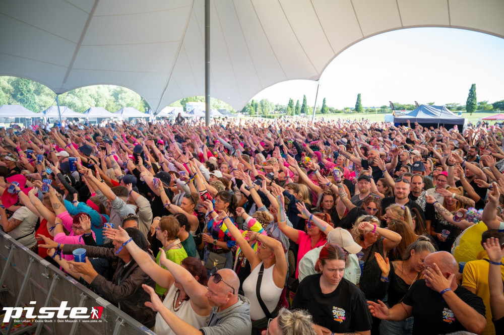 Mega 90er Open Air