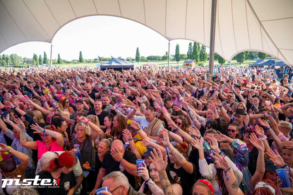 Mega 90er Open Air