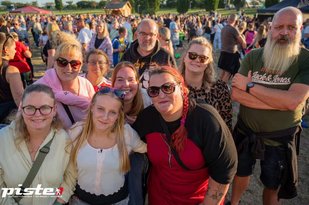 Mega 90er Open Air