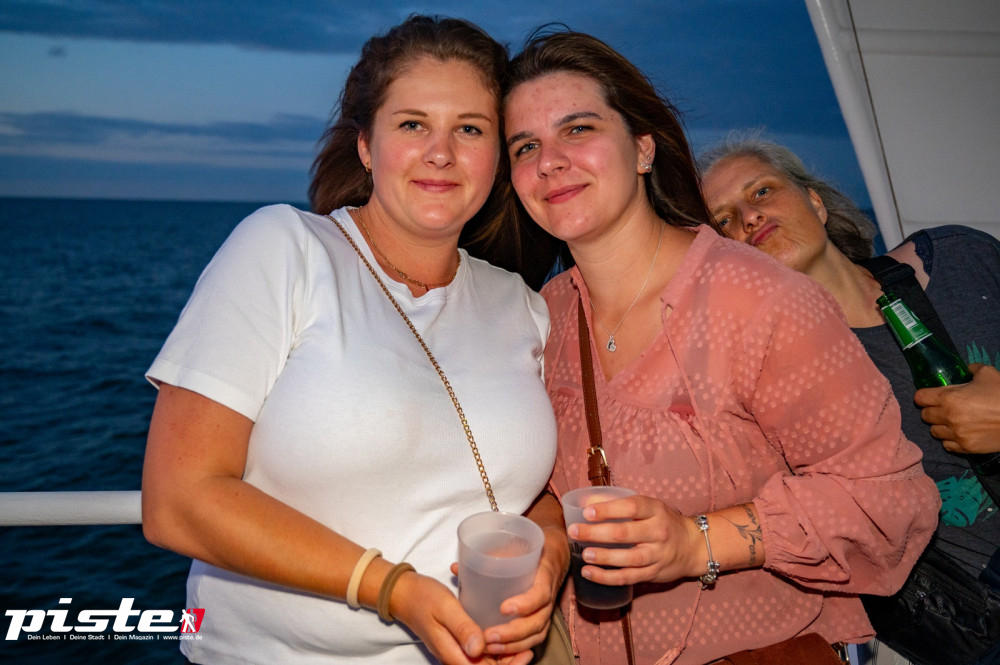 Ostseewelle Bootsparty