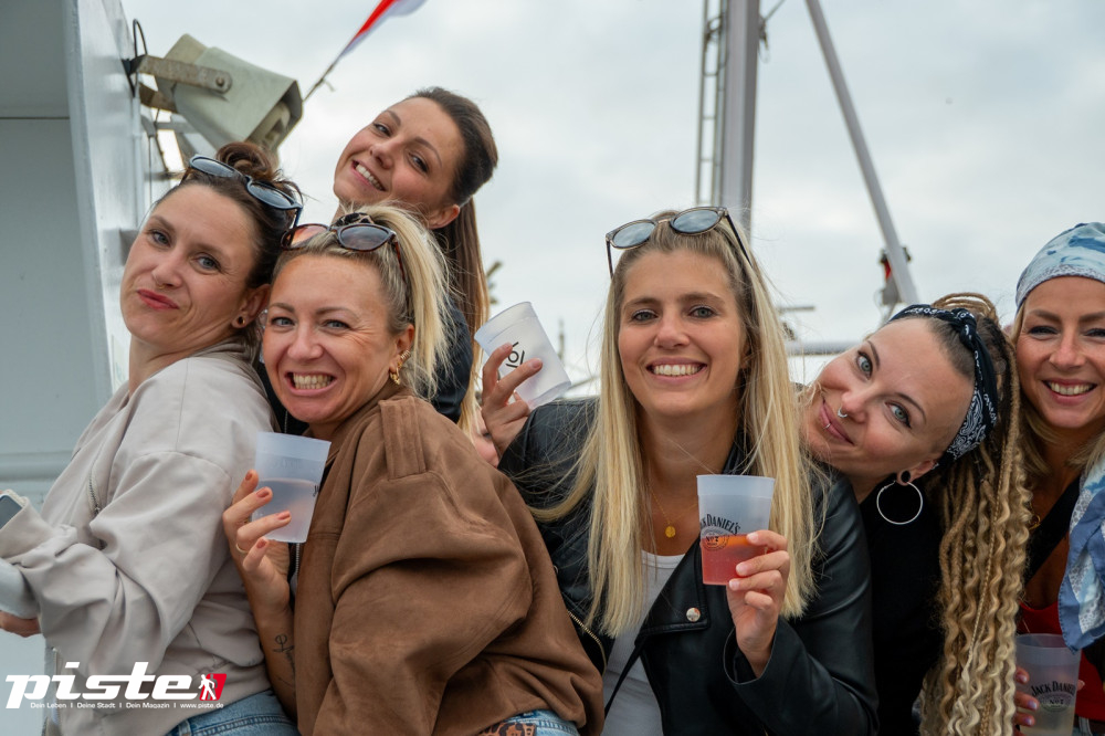 Ostseewelle Bootsparty