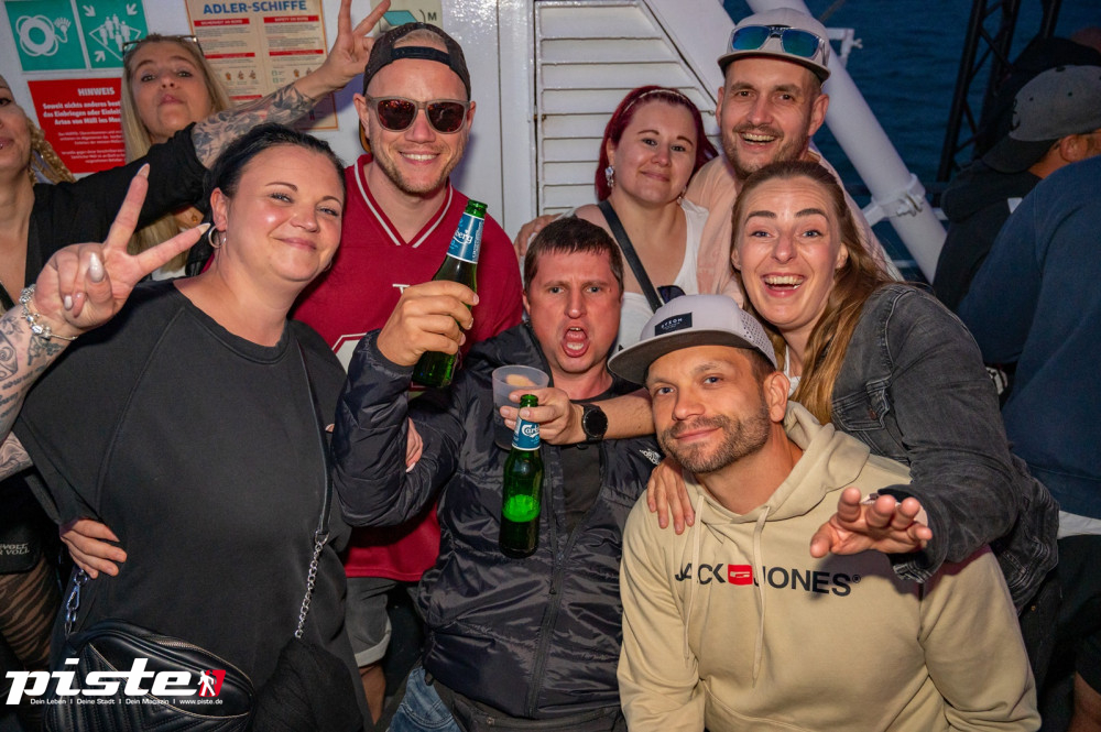 Ostseewelle Bootsparty