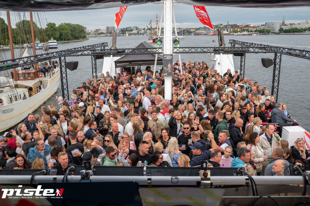 Ostseewelle Bootsparty