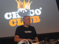 Choco Club: Golden Ära