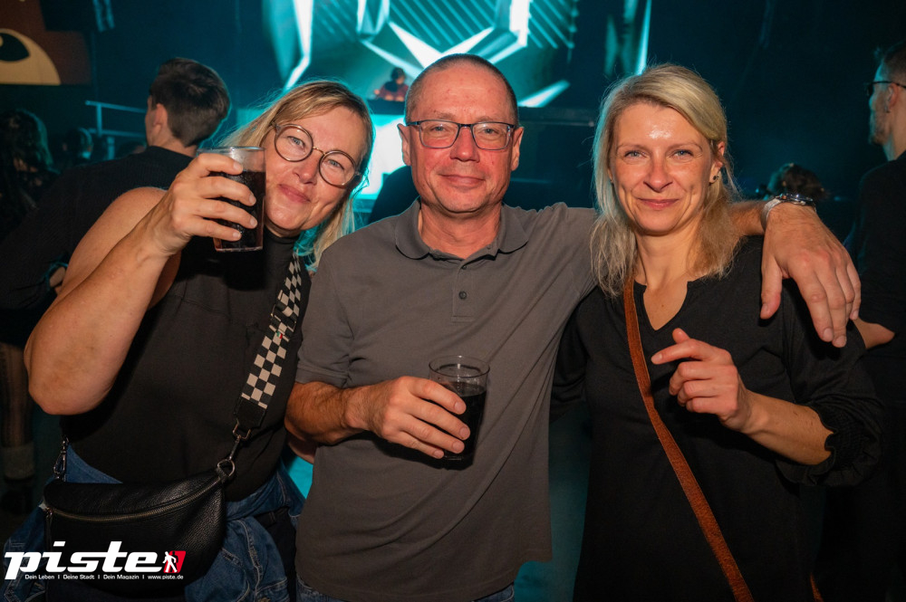 Und drinnen tanzt der Bär