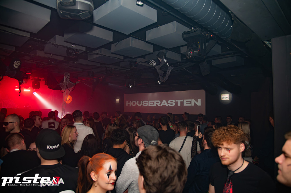 Houserasten meets Kxxma