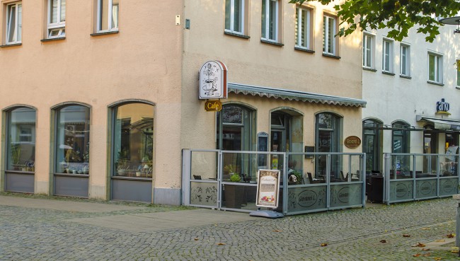 Boulevard Café