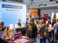 Die weltgrößte GBC-Kugelbahn aus LEGO entsteht auf der Spielemesse