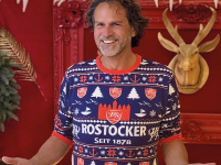 Rostocker Weihnachtspulli: Maritim feiern mit Stil