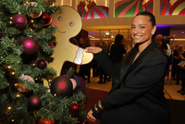 Glanzvoller Promi-Auflauf bei der Christmas Shopping Night