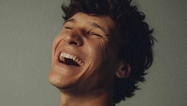 Wincent Weiss am Strand