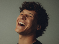 Wincent Weiss am Strand