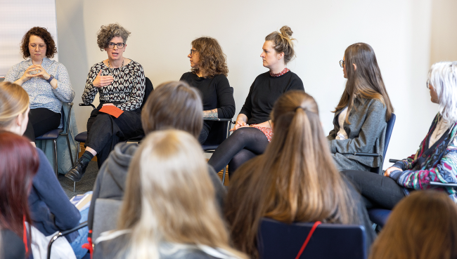 Einblicke in Studium, Forschung und Karrierewege