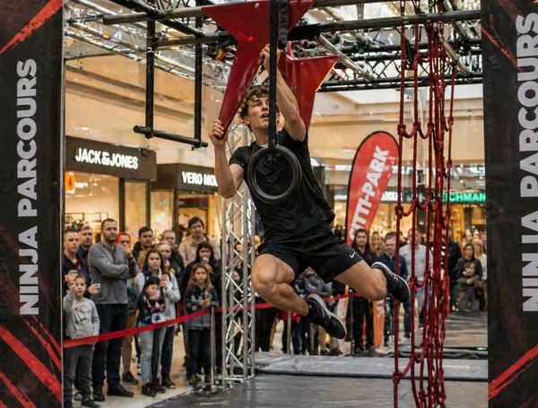 Ninja Parcours Tour macht Halt im CITTI-PARK