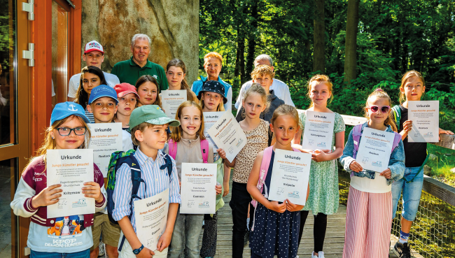 Farbenfrohe Kinderzeichnungen