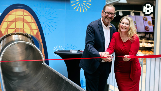 Jubiläumssommer mit Rutschen, Kunst & Charity eröffnet
