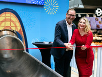 Jubiläumssommer mit Rutschen, Kunst & Charity eröffnet