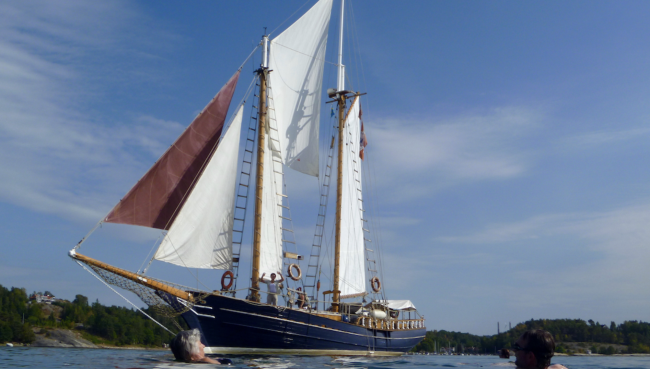 Mit dem Zweimaster SAMYRAH die Lübecker Bucht unter Segeln erleben
